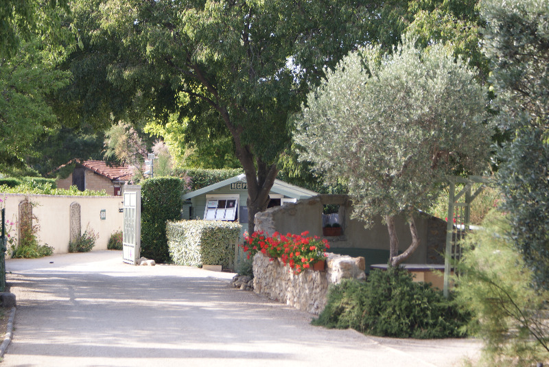 Camping Les Oliviers Eygalieres